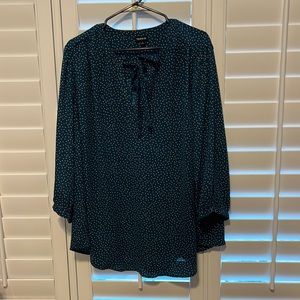 Green with gold polka dot tie neck 3/4 sleeve blouse